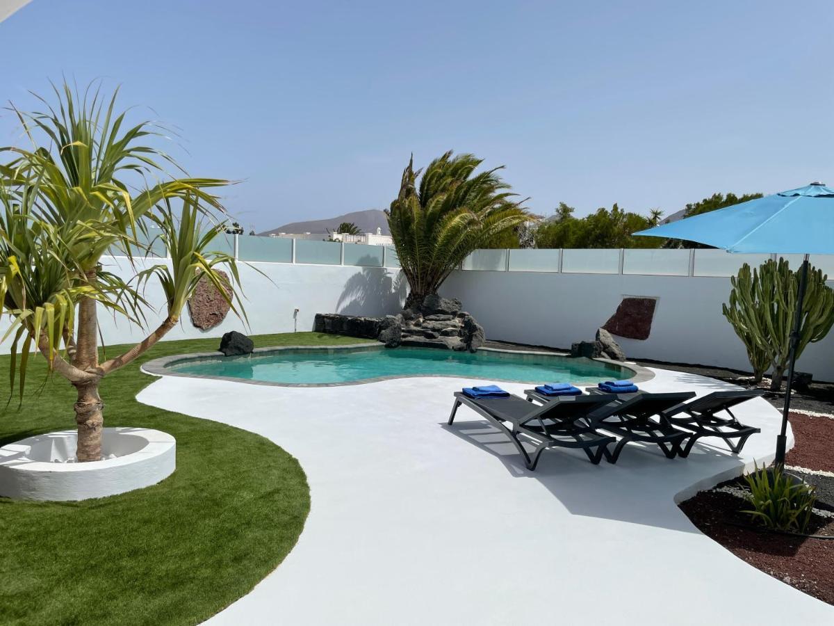 Villa Jardin Playa Blanca  Exterior photo